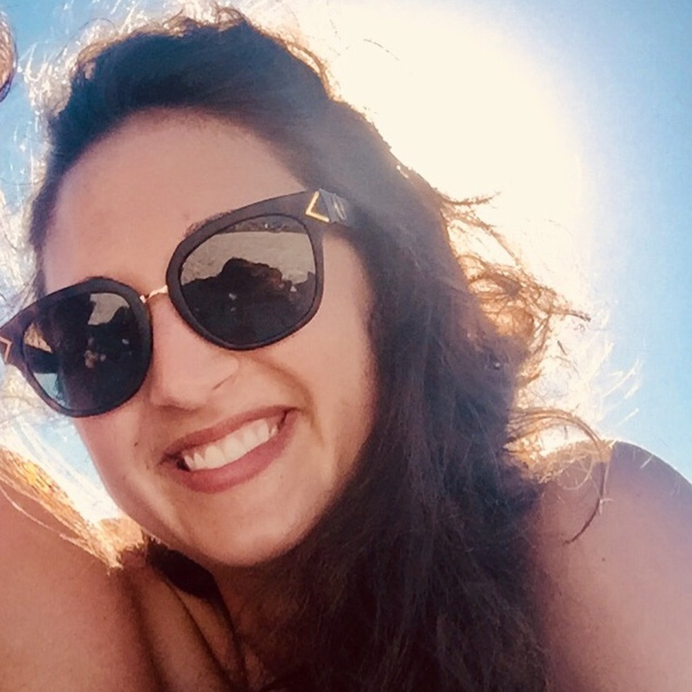 Meet your Posher, Carly